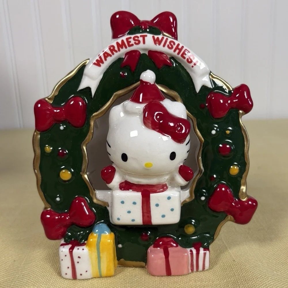 Blue Sky Clayworks Hello Kitty Wreath with Presents Christmas Tealight Holder